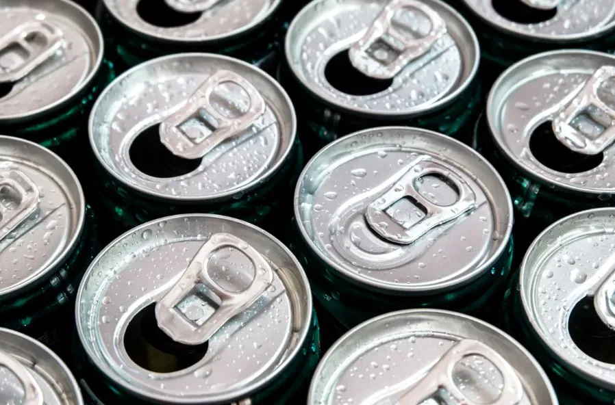 Az energiaital fogyasztását tiltja a törvény 18 éven aluli fiatalok számára Fotó: Origo.hu