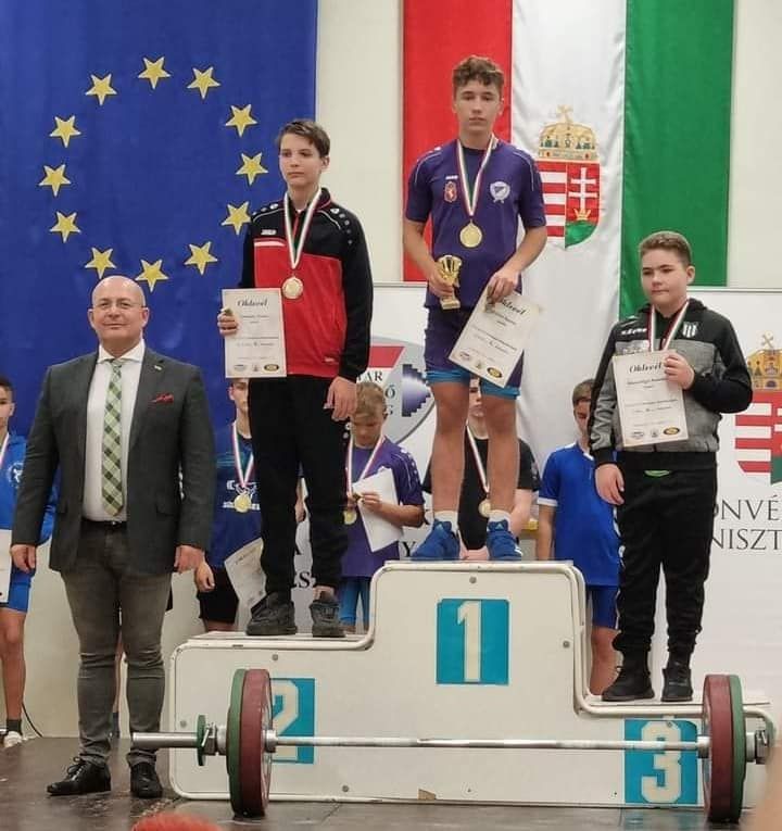 Magyarország tehetsége 2024 - A Türr Gimnázium diákja az iskolapadban és súlyemelésben is jól teljesít