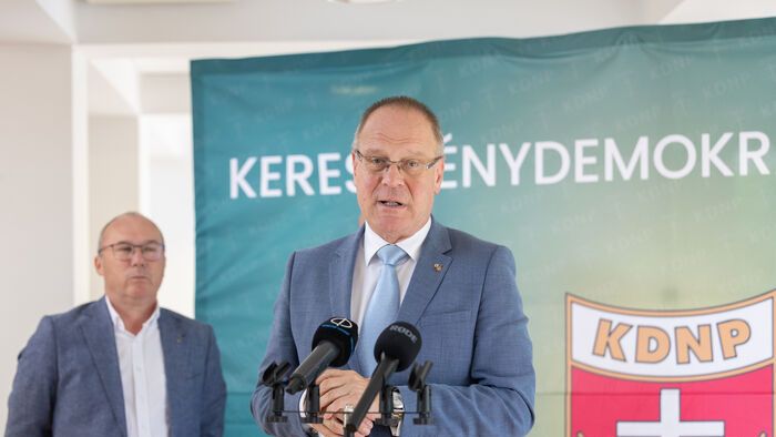 KDNP-országjárás Veszprémben
