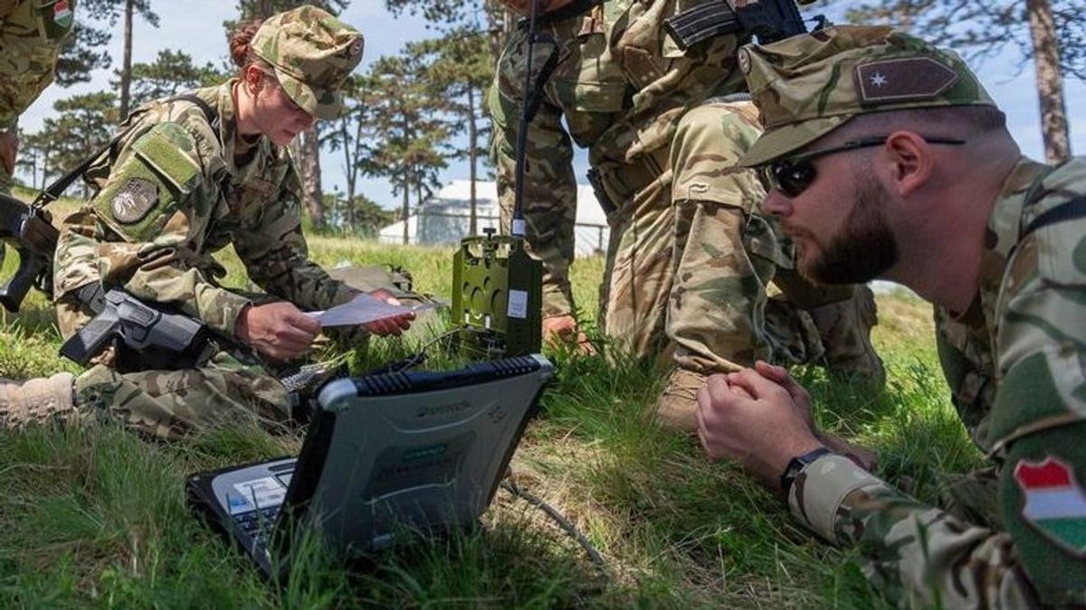 Ez történik, ha hadgyakorlat közben meghal egy amerikai katona Magyarországon - biztonsági szakértőt kérdeztünk