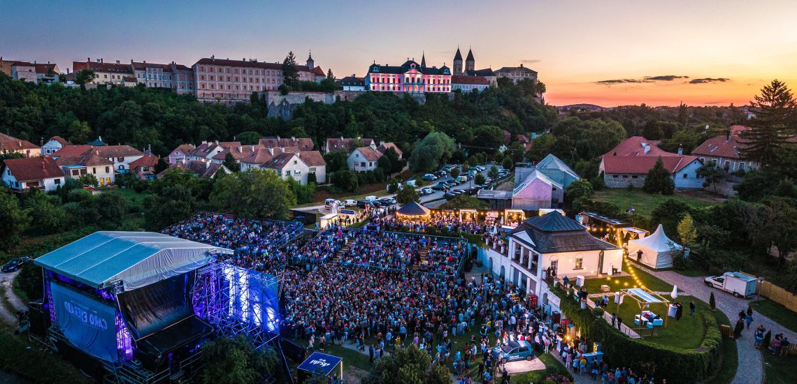 VeszprémFest 2025: világsztárok, új helyszínek és különleges esték Forrás: veszprémfest.hu
