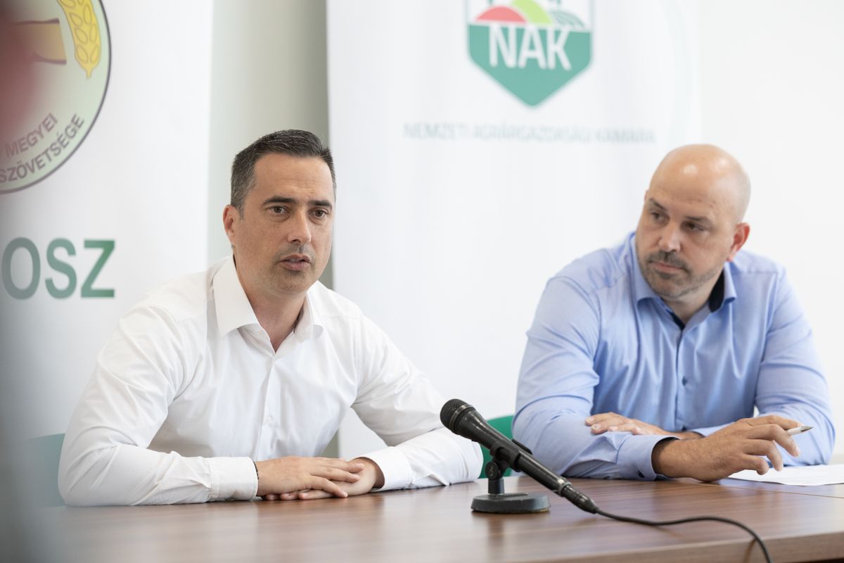 Ovádi Péter és Sövényházi Balázs az Ukrajna EU-csatlakozásának agrárpiaci hatásait bemutató fórumon