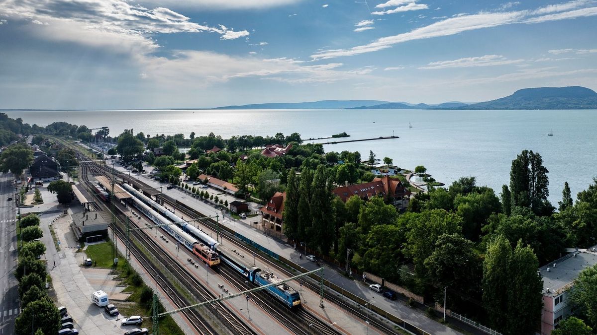 Vihar okozta vasúti fennakadások és pótlóbuszos közlekedés a Balaton térségében Forrás: Facebook/MÁV-csoport
