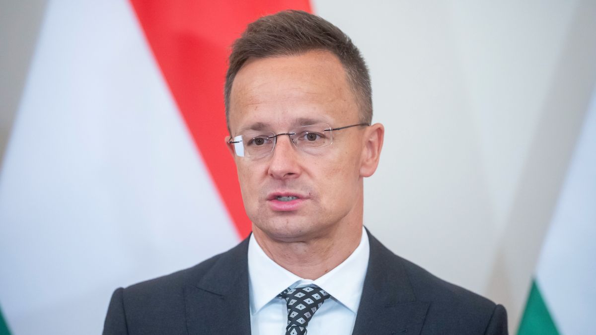 Szijjártó Péter az Egyesült Államok külügyminiszter-helyettesével egyeztetett