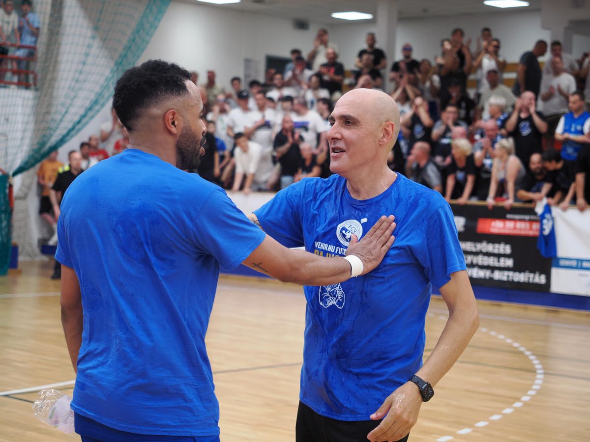A korábbi tervekkel ellentétben mégsem Javier Rodríguez lesz a vezetőedzője a következő szezonban a veszprémi futsalcsapatnak. A spanyol mester nem tér vissza a bakonyiakhoz.