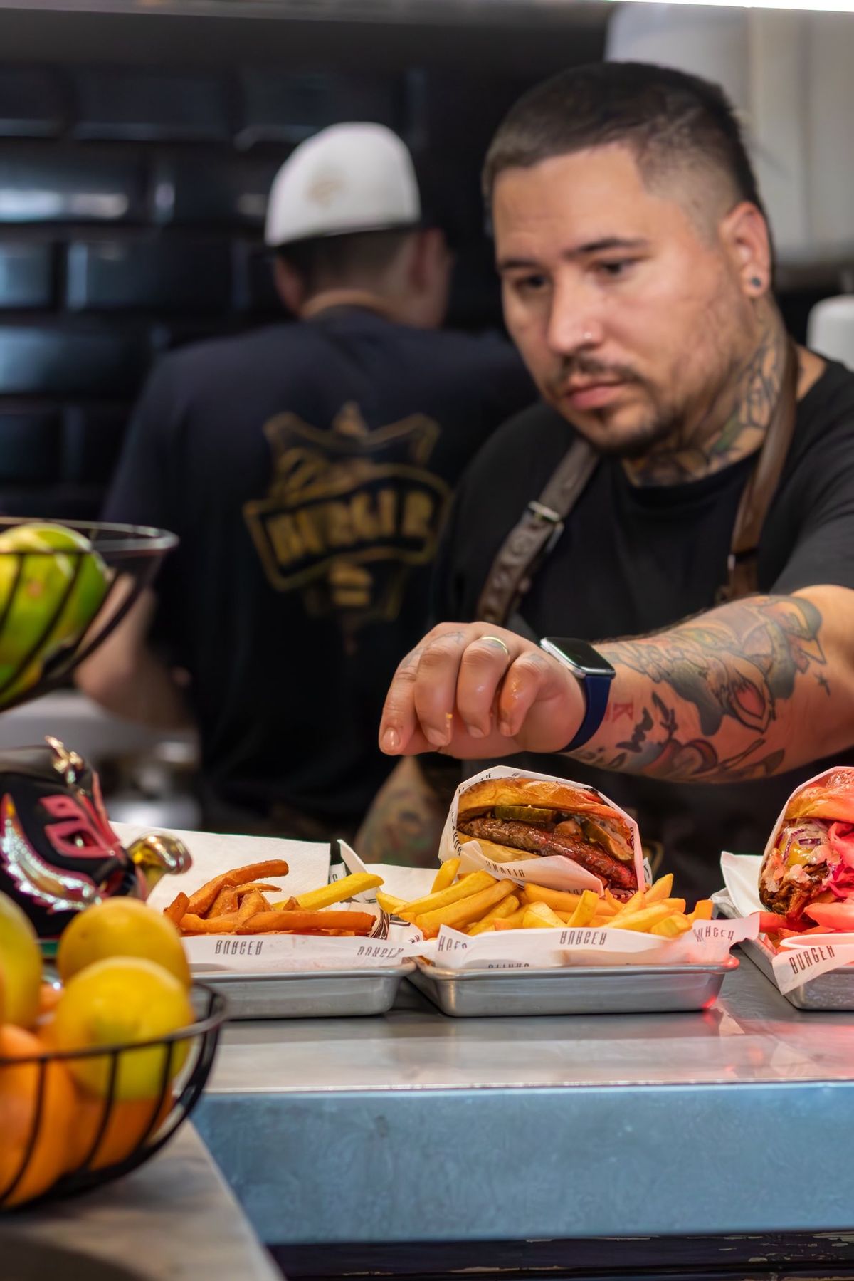 Bitang Burger Alsóörs: Kitálalt az év hamburgerezője: igen, drágák vagyunk, mert....