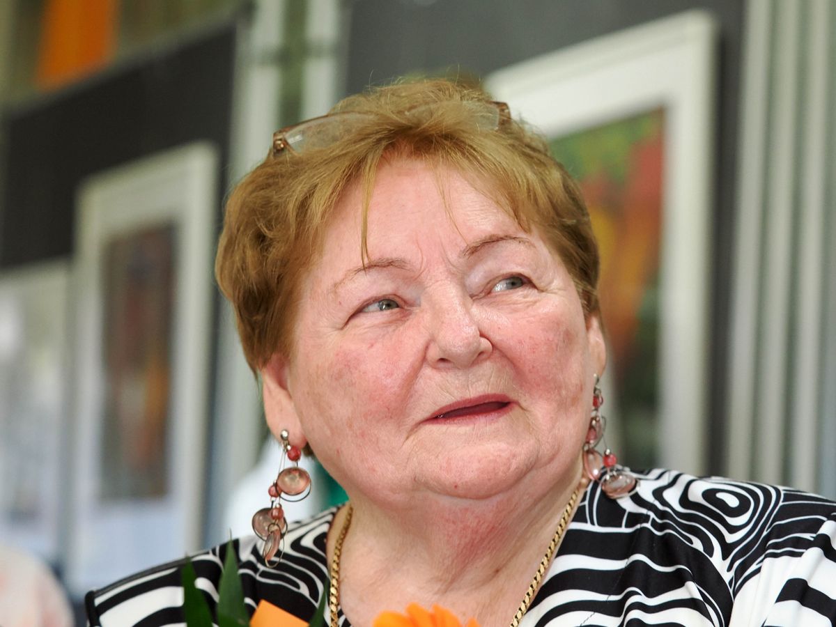 Németh Szilárd szerint Erdei Kvasznay Éva a művészetben és a közéletben is nagy szerepet tölt be