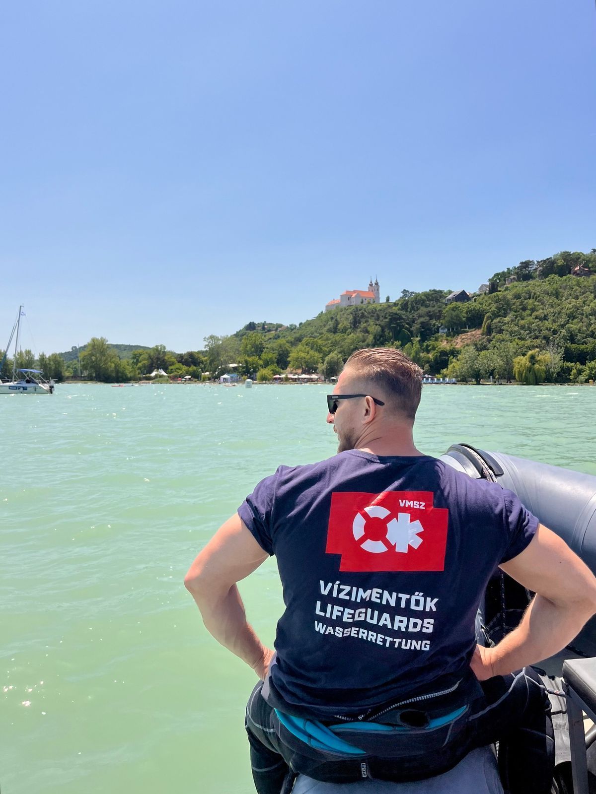 A Balatonon az erős szél veszélyes, figyelj rá! Fotó: Facebook/zaol.hu
