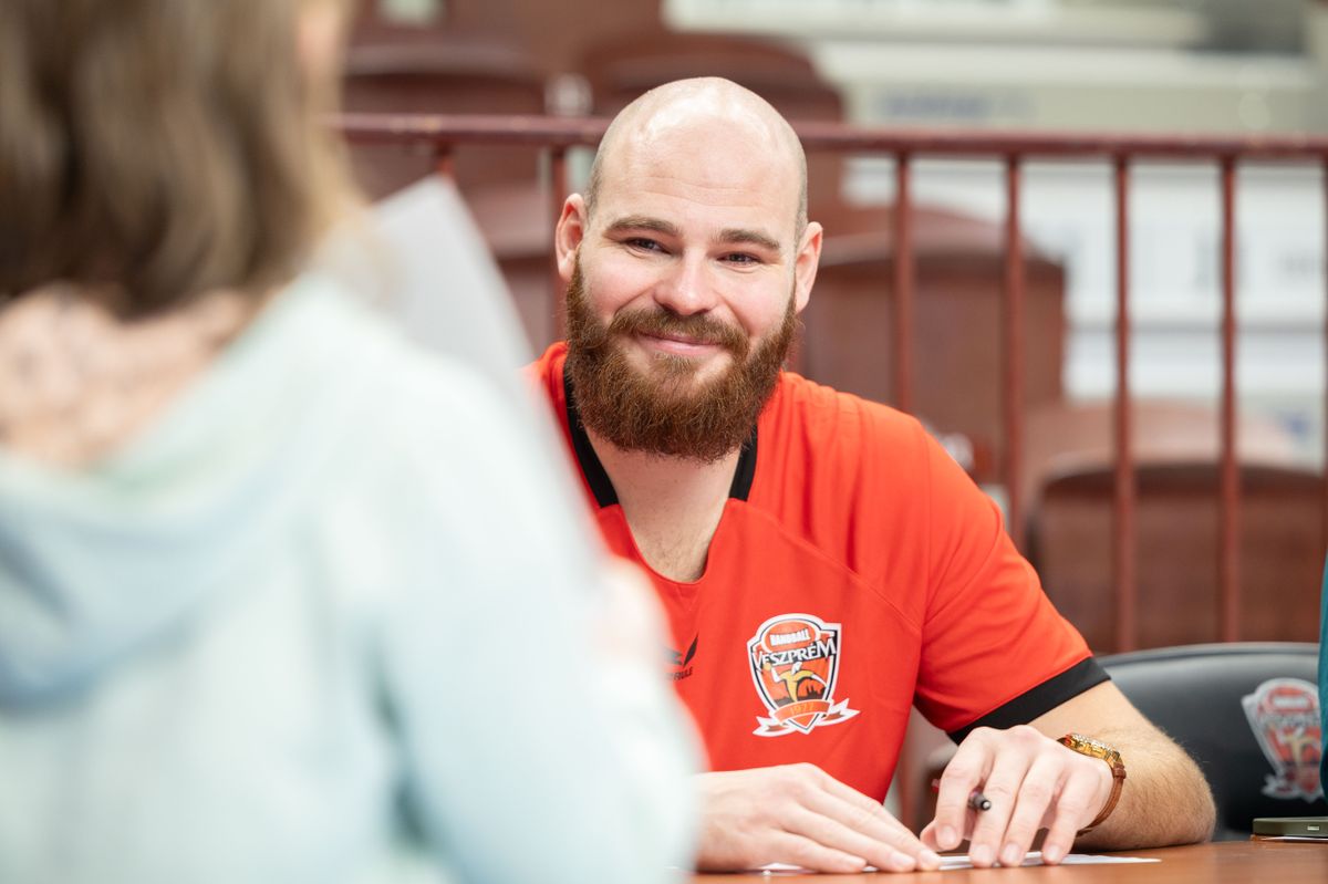 Svéd kapussal erősíthet a veszprémi kézilabdacsapat, amely hamarosan fontos bejelentéseket tesz. Állítólag horvát átlövő is célkeresztben van.