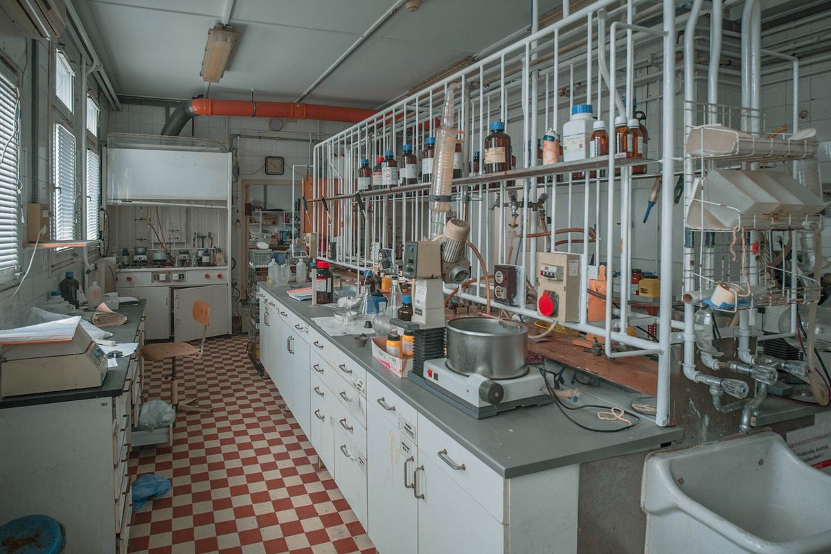 Elhagyatott vegyszergyár
