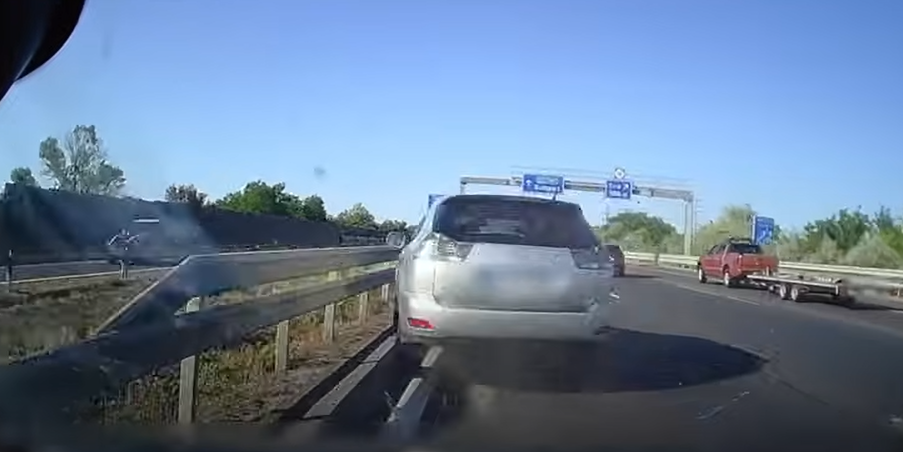 Ittas sofőr szántotta végig az M7-est Lexusával