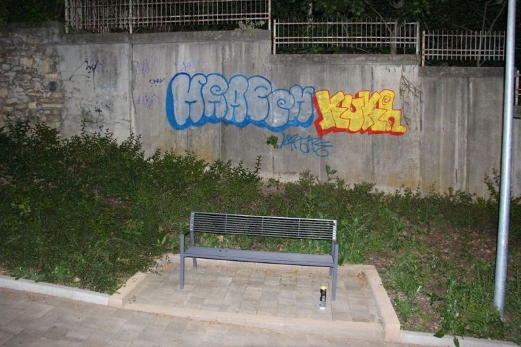 Graffitiző fiatalokat fogtak a rendőrök