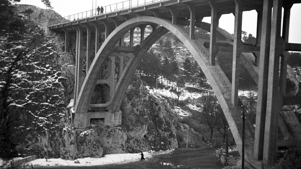 A veszprémi viadukt, ahol a bátorság és a fájdalom örökre összefonódott