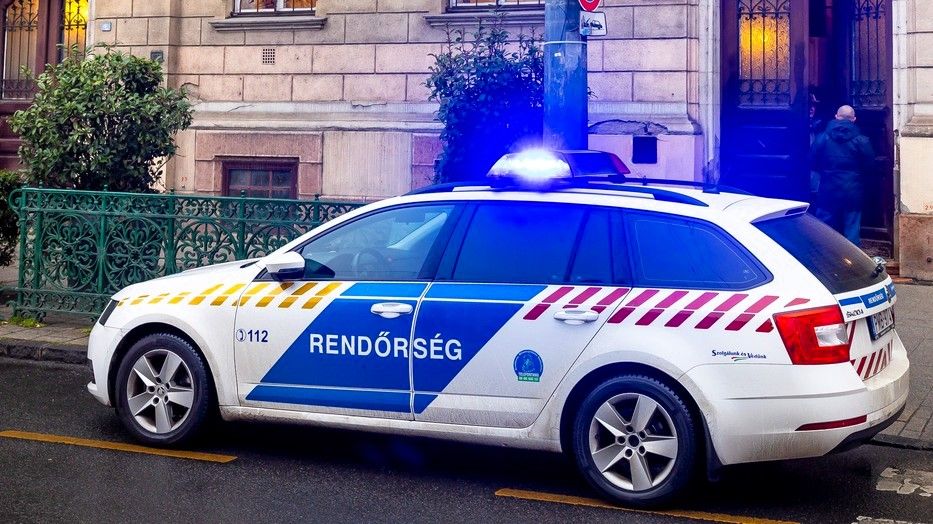 Pápateszéri rémület: kislányokat üldözött egy férfi
