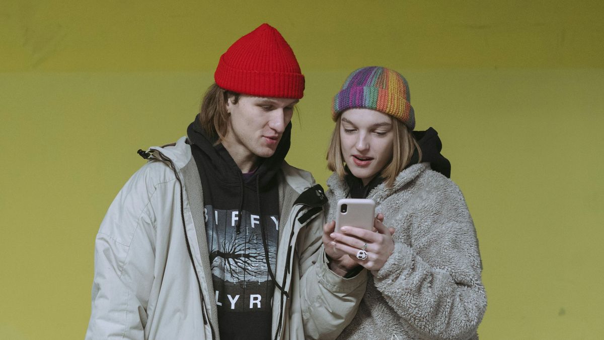 Aura, rizz, hell na, így beszélnek a fiatalok – Te tudod, mit jelentenek ezek a kifejezések?