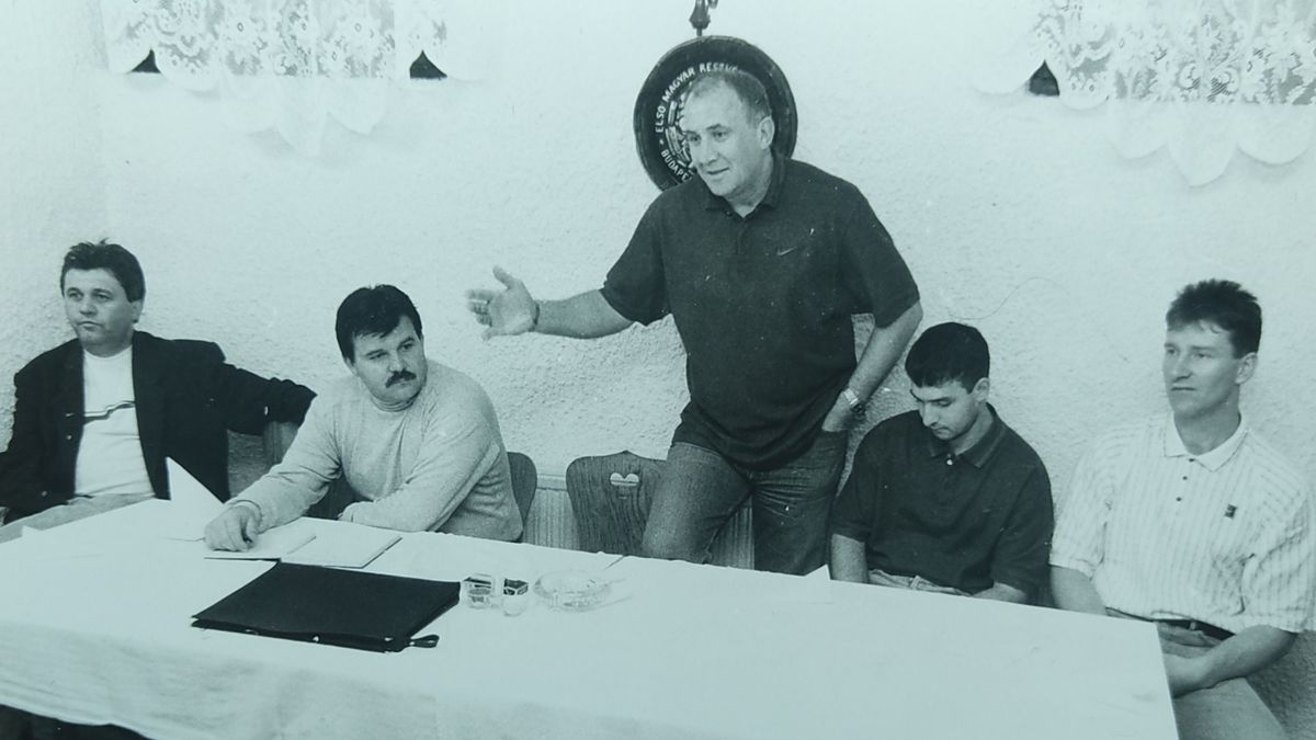 Vass Sándor, akiben a sztárok is hittek