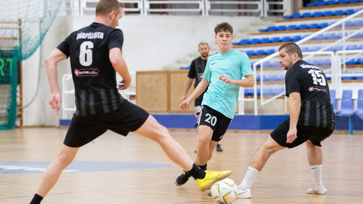 Két nap foci az ünnepek között (képek + videó)