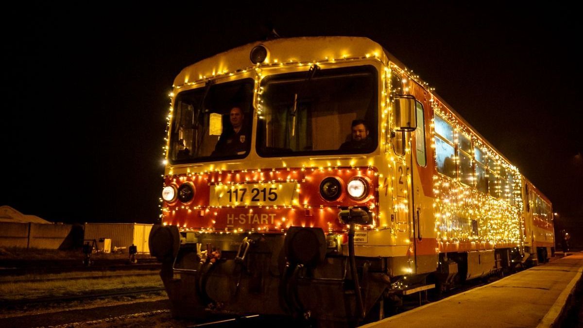 Fényvonatok érkeznek a vármegyébe – mutatjuk a helyszíneket és az időpontokat