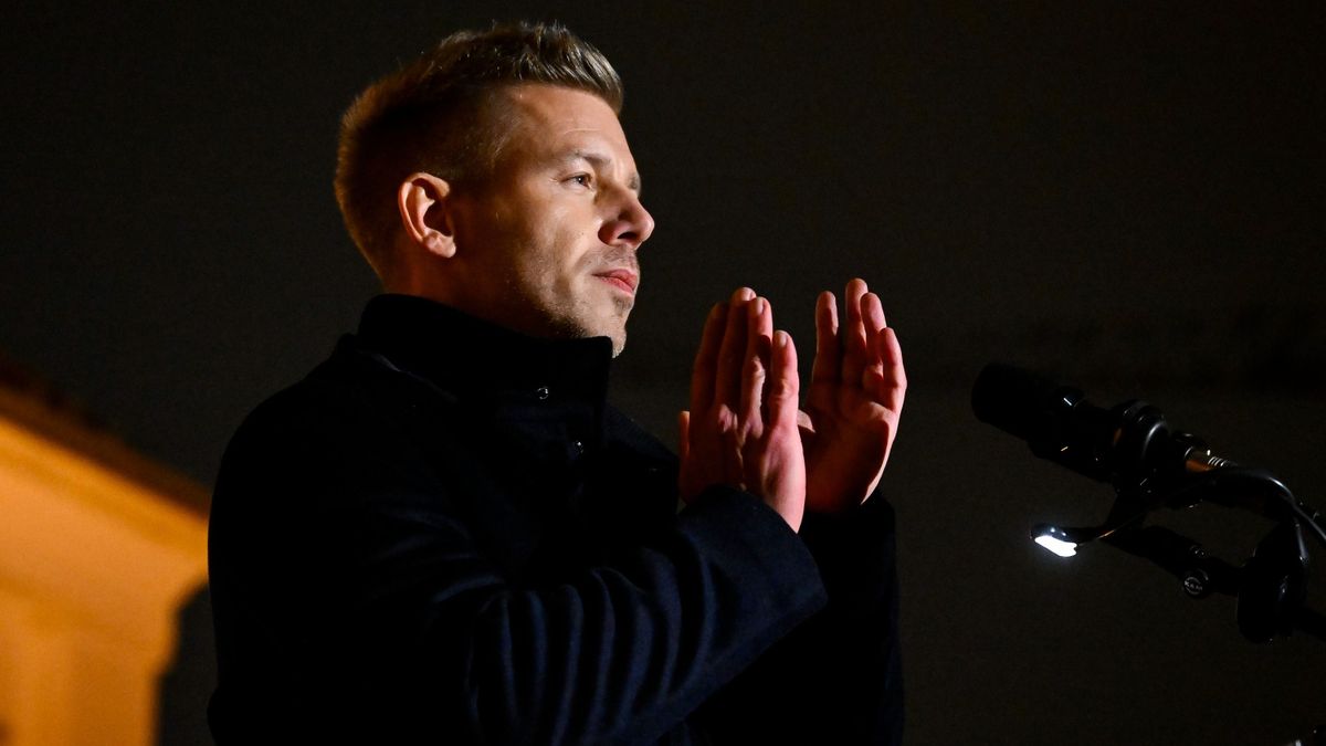 Magyar Péter akkorát álszenteskedett egy interjúban, csoda, hogy nem szakadt rá az ég