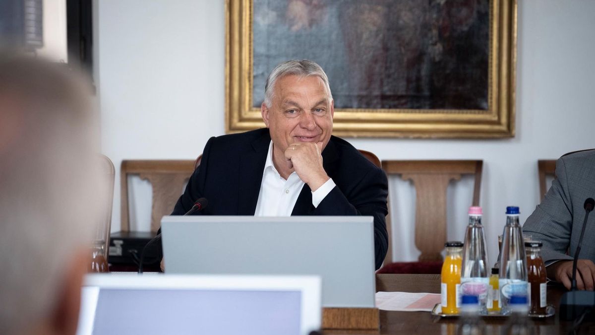 Orbán Viktor szavak helyett tettek (videó)