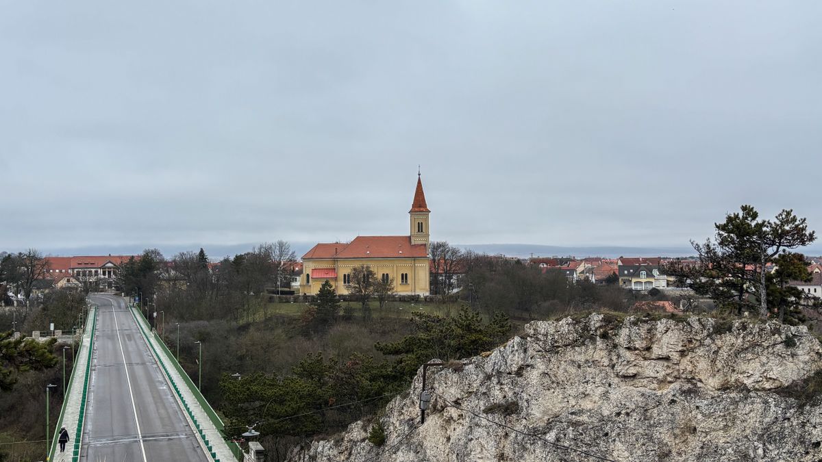 Búcsú Vinkler Beától, ennyi gyerektartást kap Tóth Gabi – ez történt márciusban Veszprém vármegyében