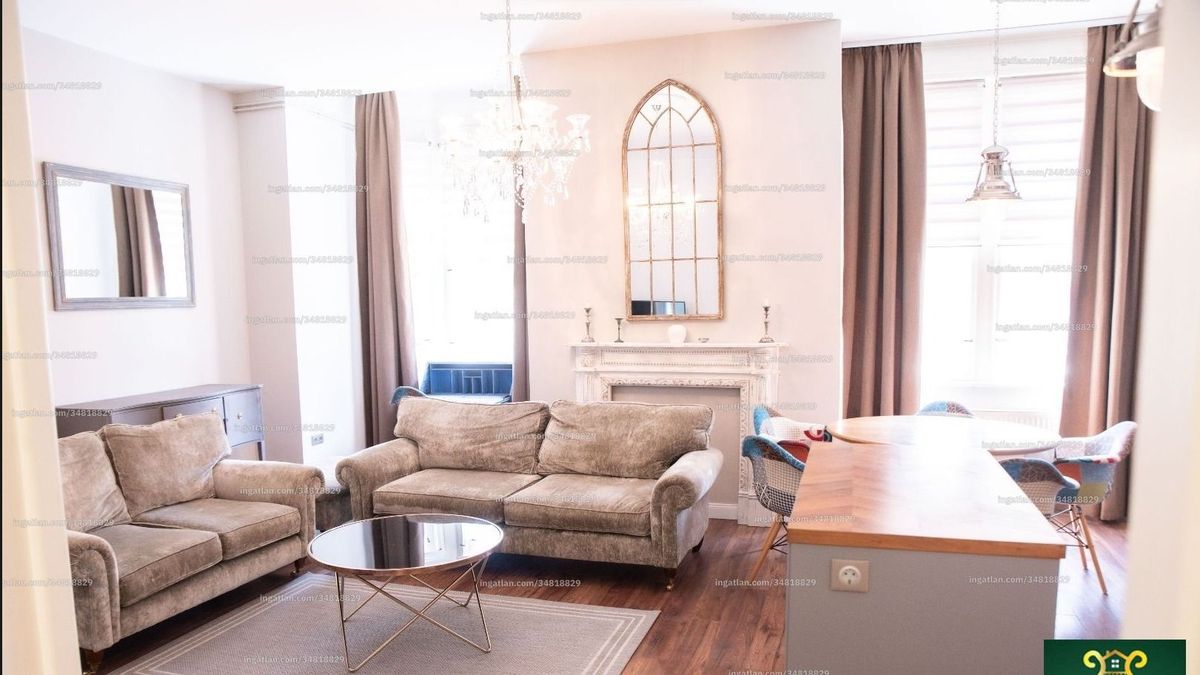 Eladó a múlt egy szelete a történelmi belvárosban – Polgári miliő pazar panorámával (galéria)