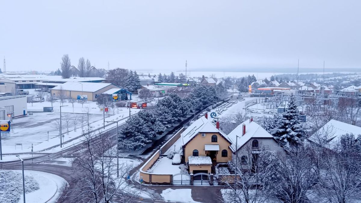 Ónos eső jöhet: riasztás esetén ne indulj útnak, figyelmeztet az Operatív Törzs