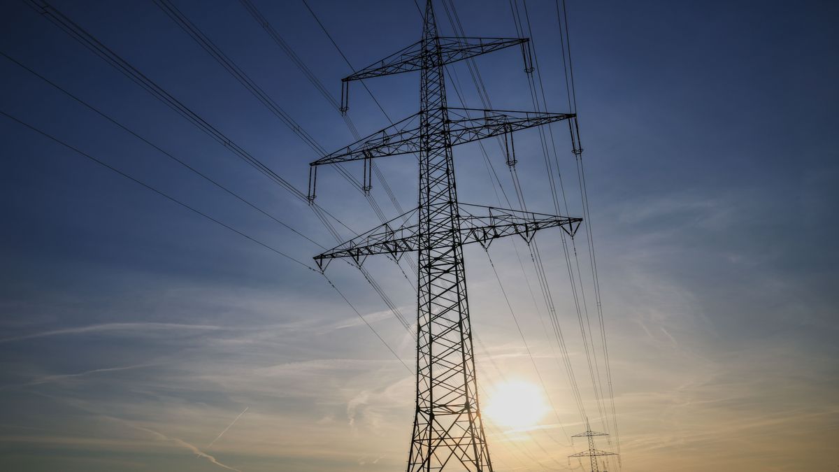 Fél éjszakára áram nélkül maradtak két bakonyi faluban mínusz 12 fokban