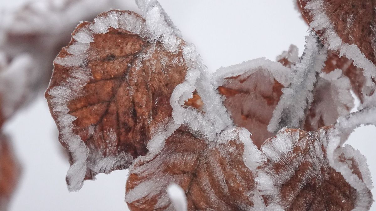 Fagyosan indul, változékonyan folytatódik a hétfői időjárás