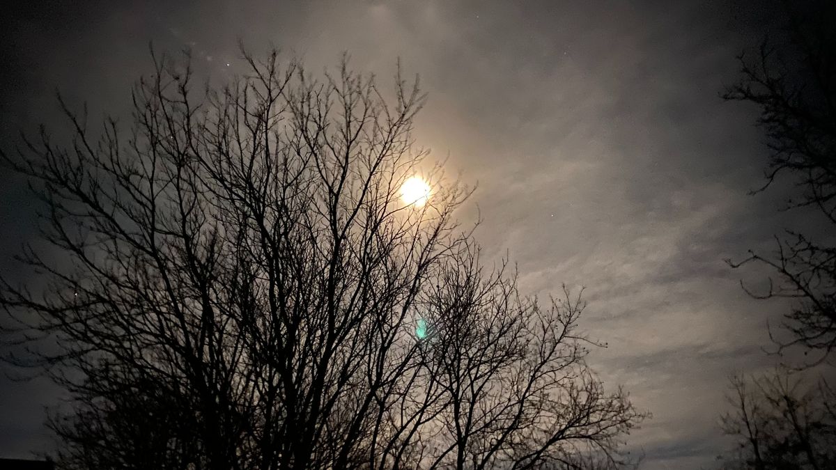 Látványos telihold és Jupiter-együttállás indítja 2026-ot – Jönnek a meteorok is