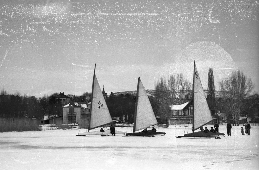 Balaton jege régen: amikor a befagyás természetes volt