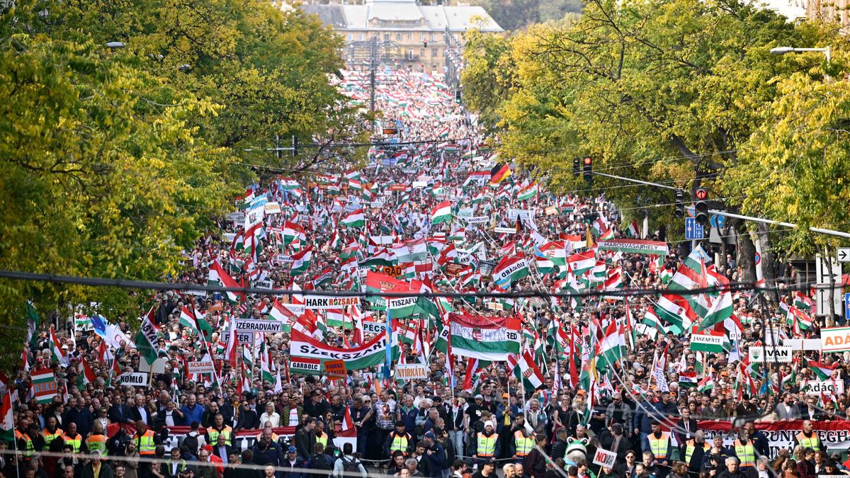 A kormányoldal a fő esélyes, a Tisza Párt megtorpant a botrányok miatt a választás évében