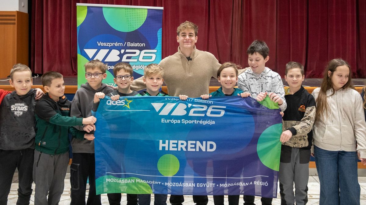 Betlehem Dávid osztotta meg gondolatait a herendi iskolásokkal (galéria, videó)