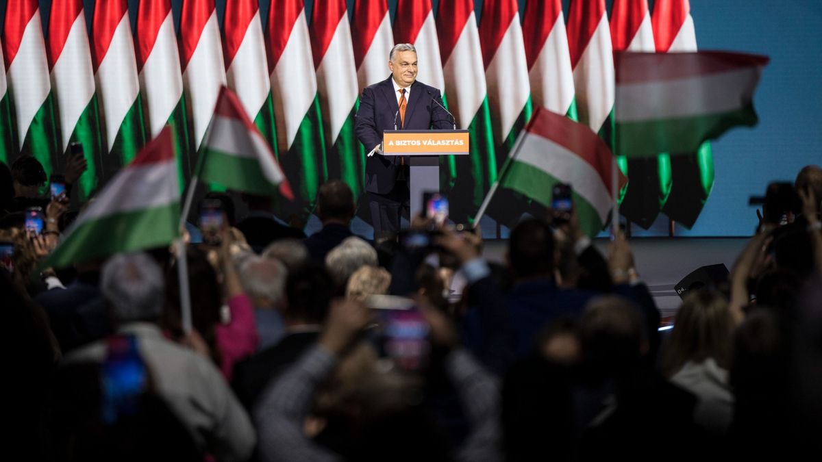 Orbán Viktor: Magyarország az új korszak előhírnöke
