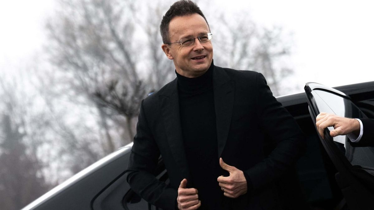 Szijjártó Péter: online szavazást írnak ki a Budapest Honvéd nevéről (videó)