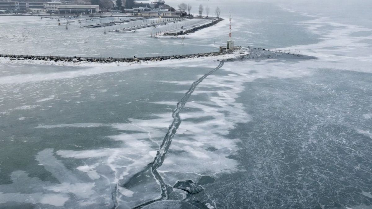 Rossz hírt kaptak a Balaton-átcsúszásra várakozók