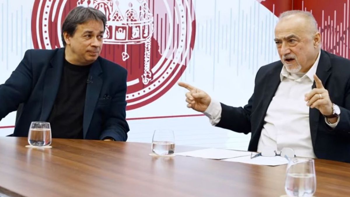 A magyar történelmi regényekről beszélgetett Bán János és Takaró Mihály (videó)