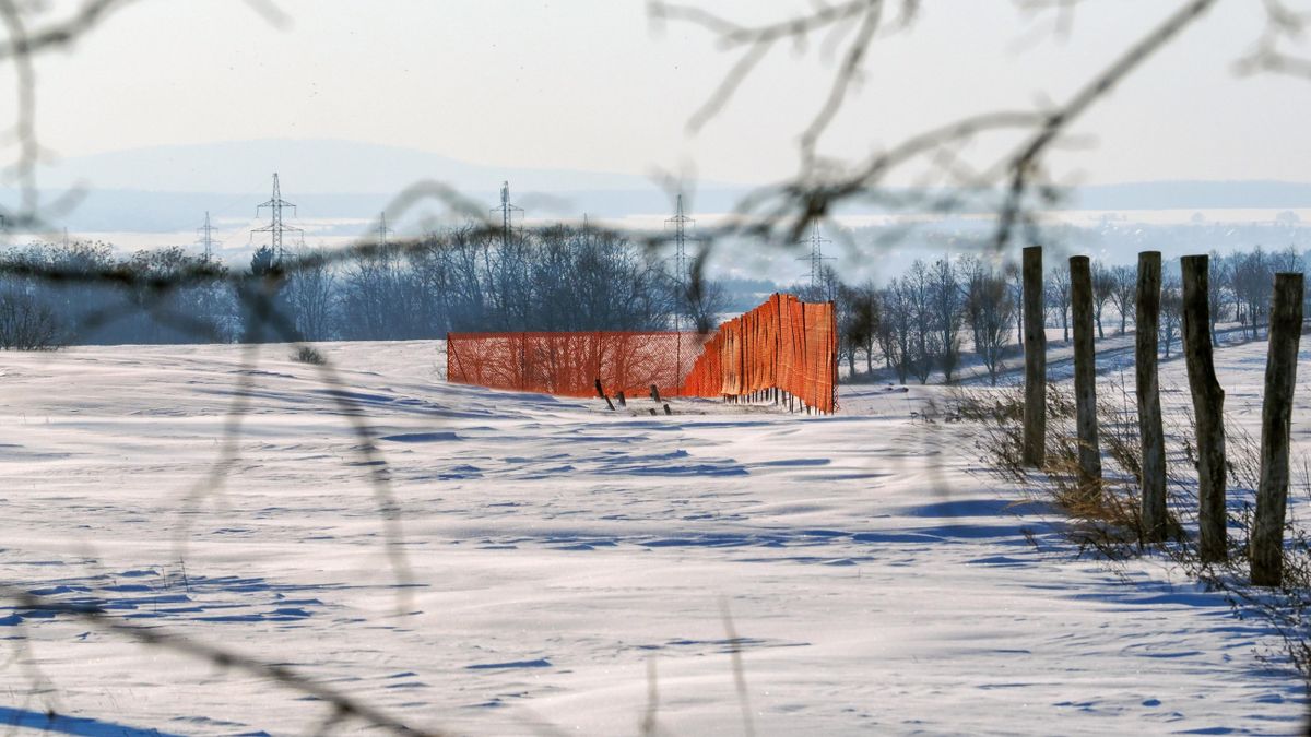 Dermesztő hideg és havazás érkezik pénteken