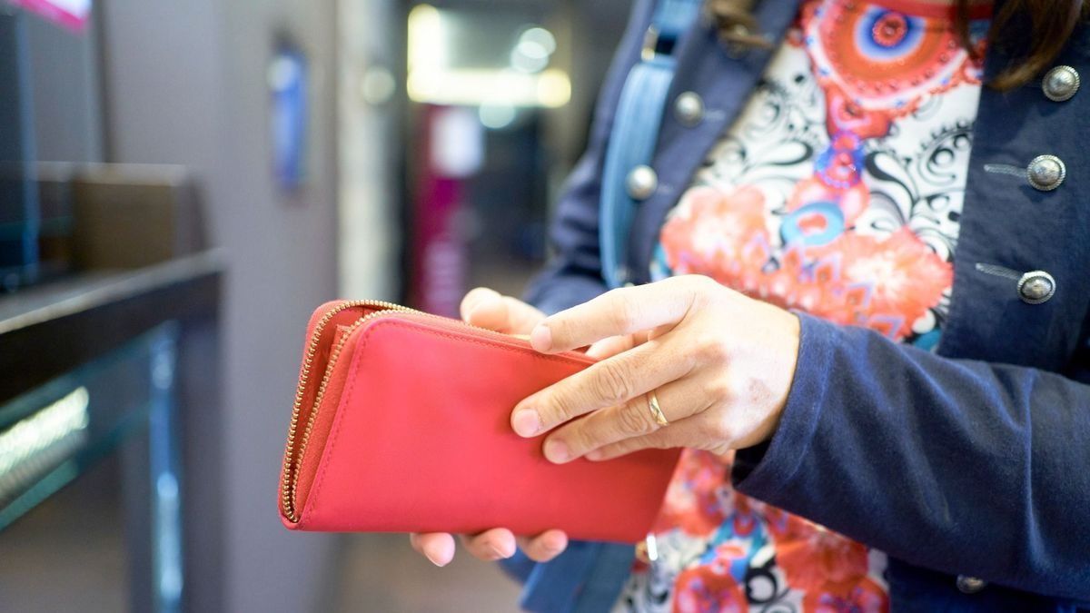 Egy papírpénz búcsúzik: már nem sokáig használható fizetésre