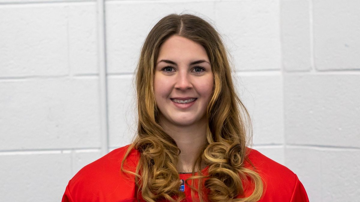 Kanadából hozott haza különdíjat a jégkorongozó ajkai lány