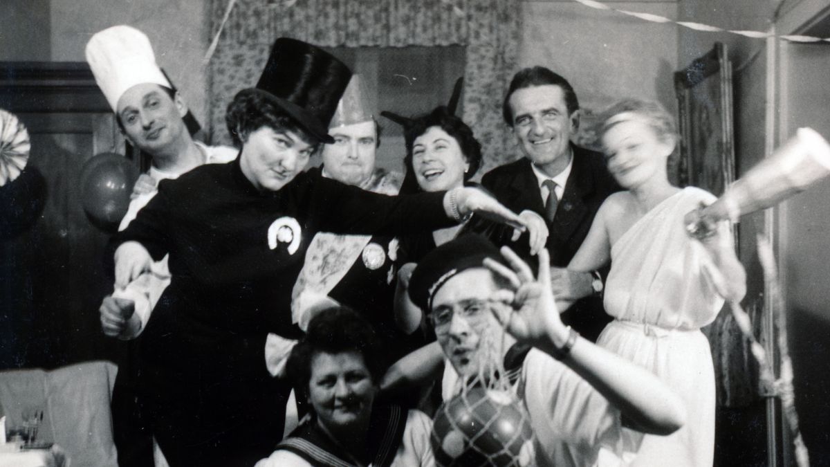 Retró farsangi jelmezek – Így buliztak több mint 50 éve (+ galéria)