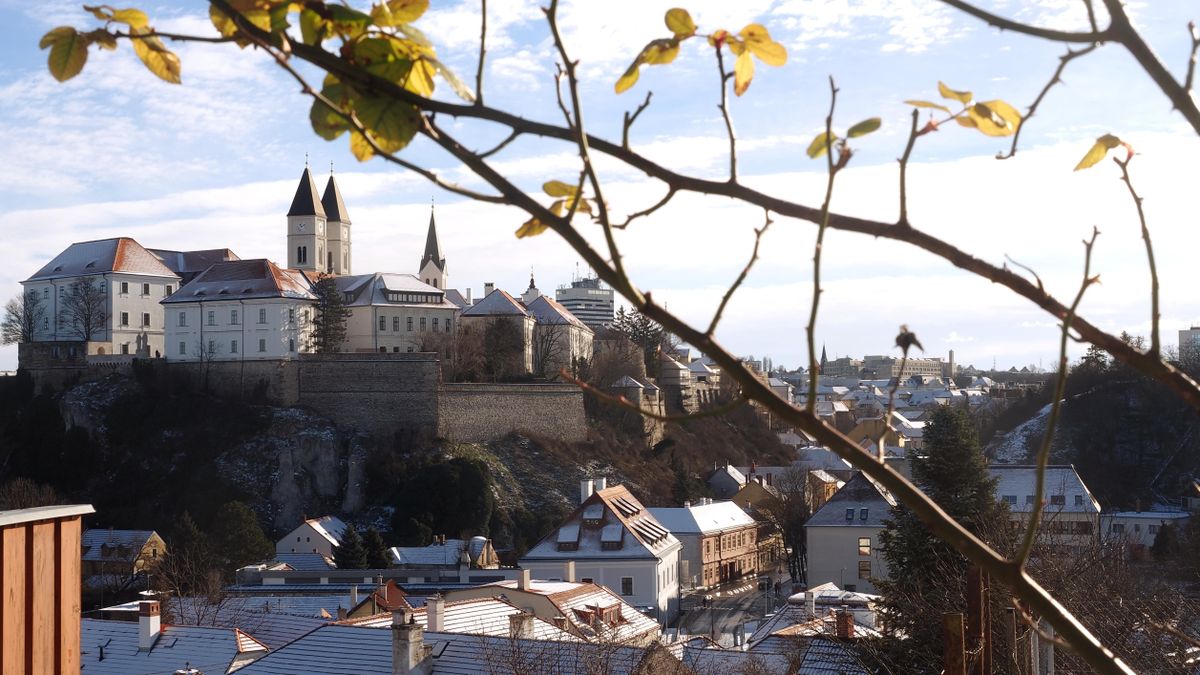 Egy röpke napsütés után ma visszatér a kemény téli időjárás térségünkbe