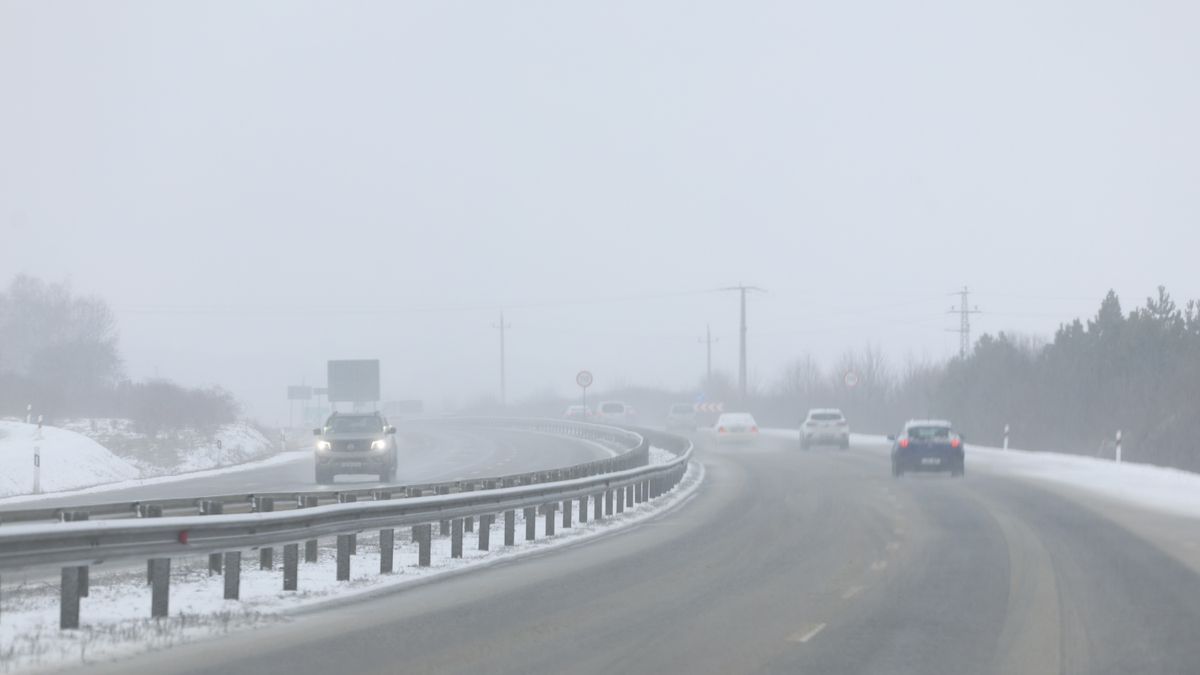 Támad a tél: havazás, hófúvás nehezítheti a közlekedést Veszprém vármegyében