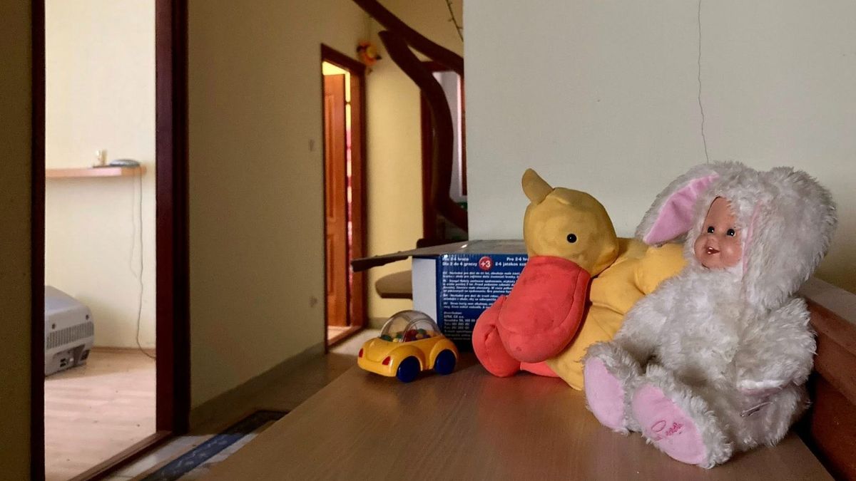 Urbexfotókon az elhagyatott szellemház, nyugtalanító nyomokra bukkantak (+galéria)