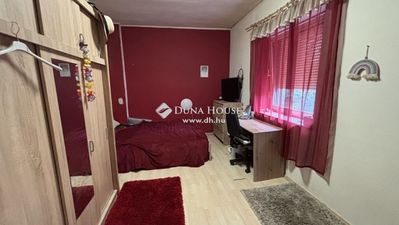 Kisvárosi idill a Bakony fővárosában – Háromszobás otthon eladó a...