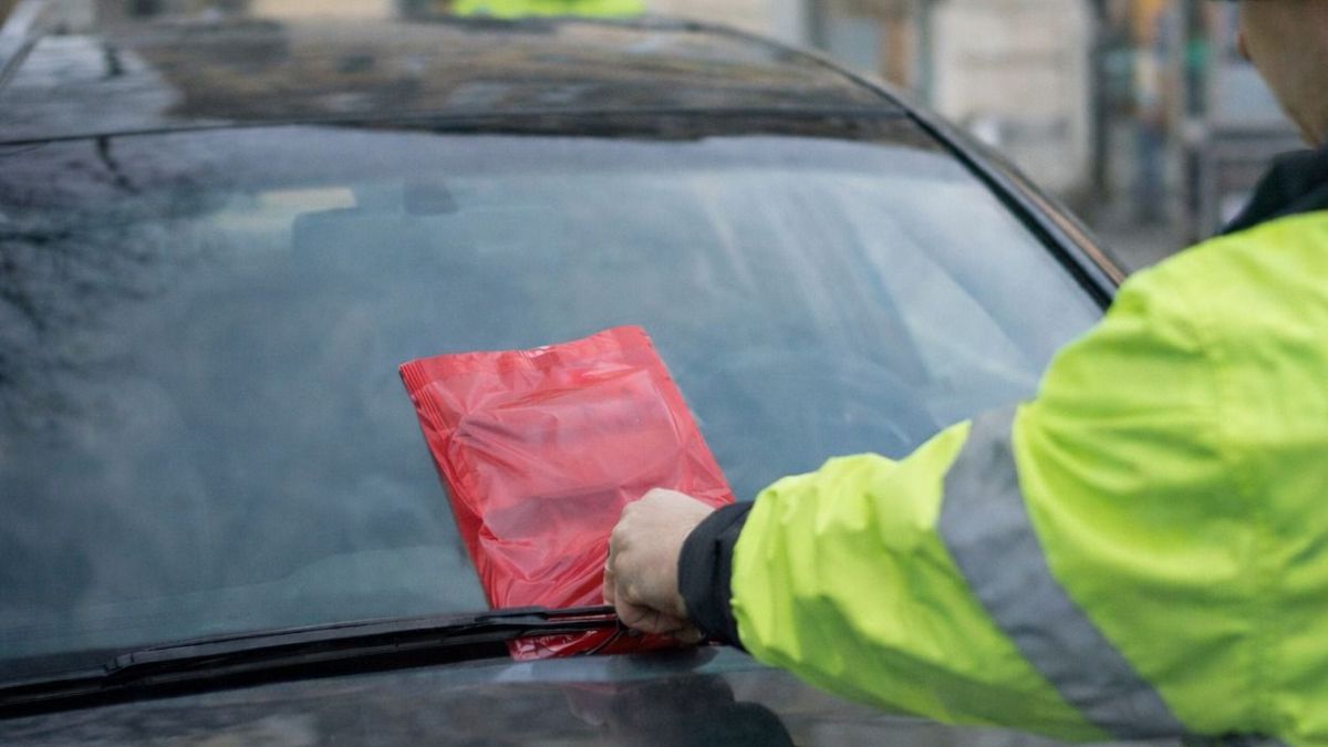 Mikuláscsomagból jobbhorog: parkolási vita fajult tettlegességig