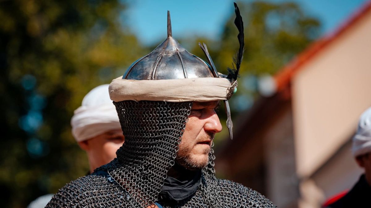Hol a török, hol a magyar oldalon vívja újra a történelem csatáit a tűzoltó törzszászlós (galéria)