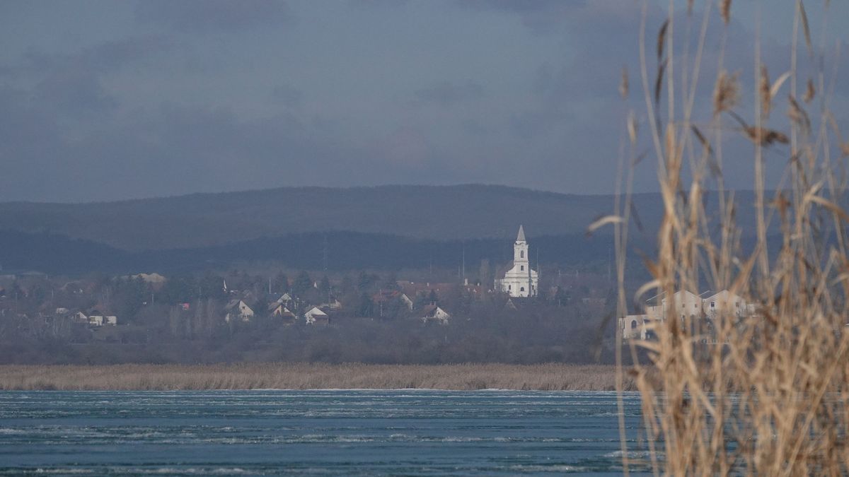 Borult idővel telik a hétfő Veszprém megyében