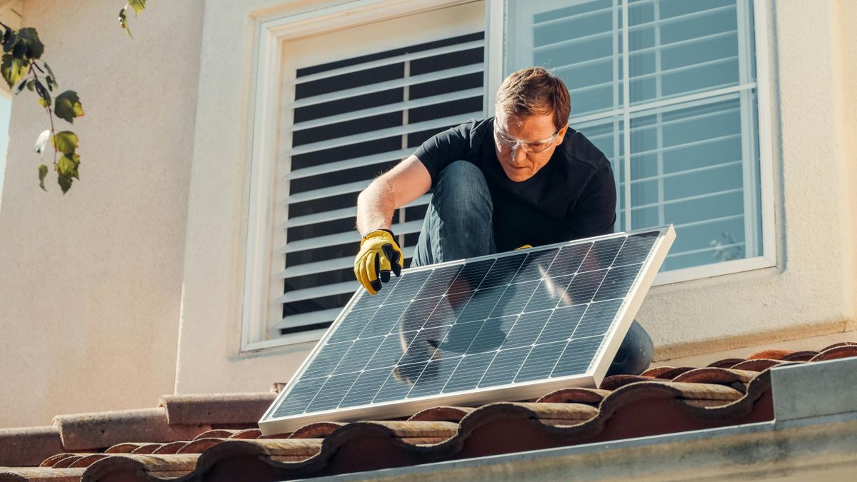 Otthoni Energiatároló Program: kinek jár a 2,5 millió forintos támogatás, mire figyelj a pályázatnál?