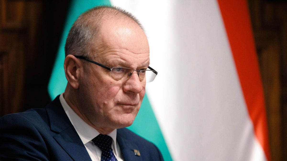 Navracsics Tibor: "Magyar Péter tűzparancsára háborús övezetté vált a választókerületem"